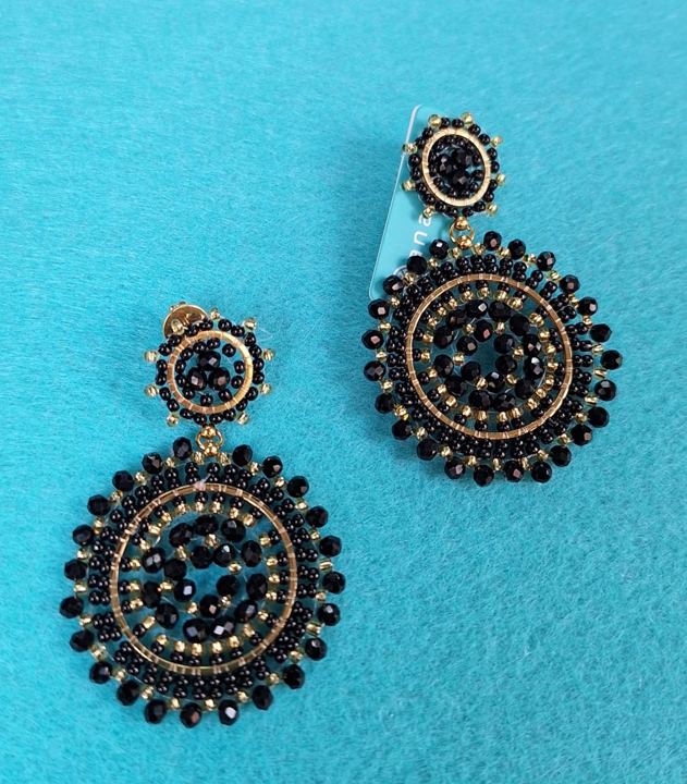 Pendientes negros en Adornalia