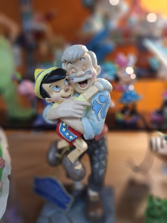 Figuras de Pinocho y Geppetto en Adornalia