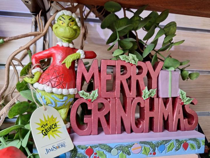 Adorno del Grinch "Merry Grinchmas" en Adornalia